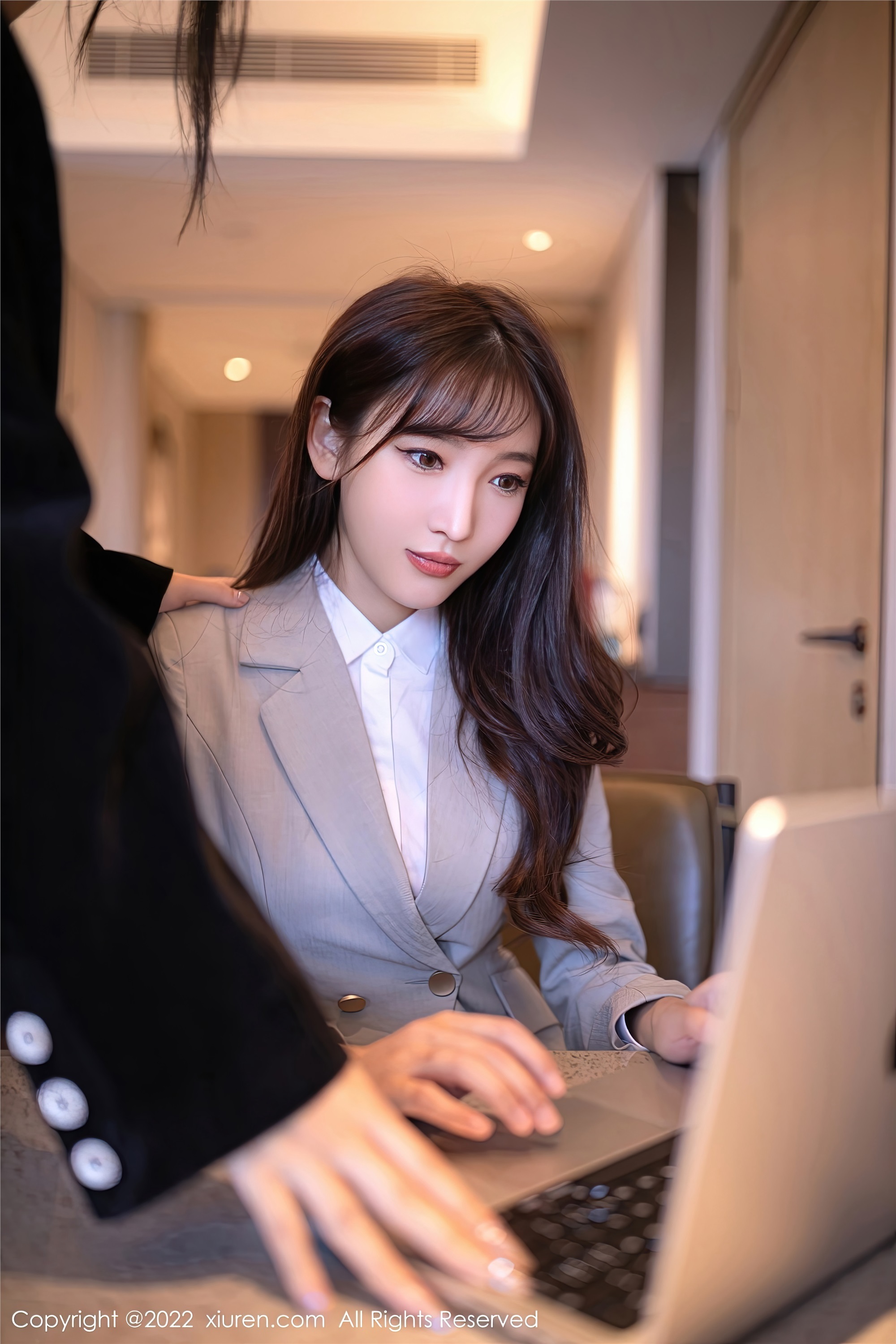 Xiuren秀人网 2022.11.10 NO.5840 陆萱萱